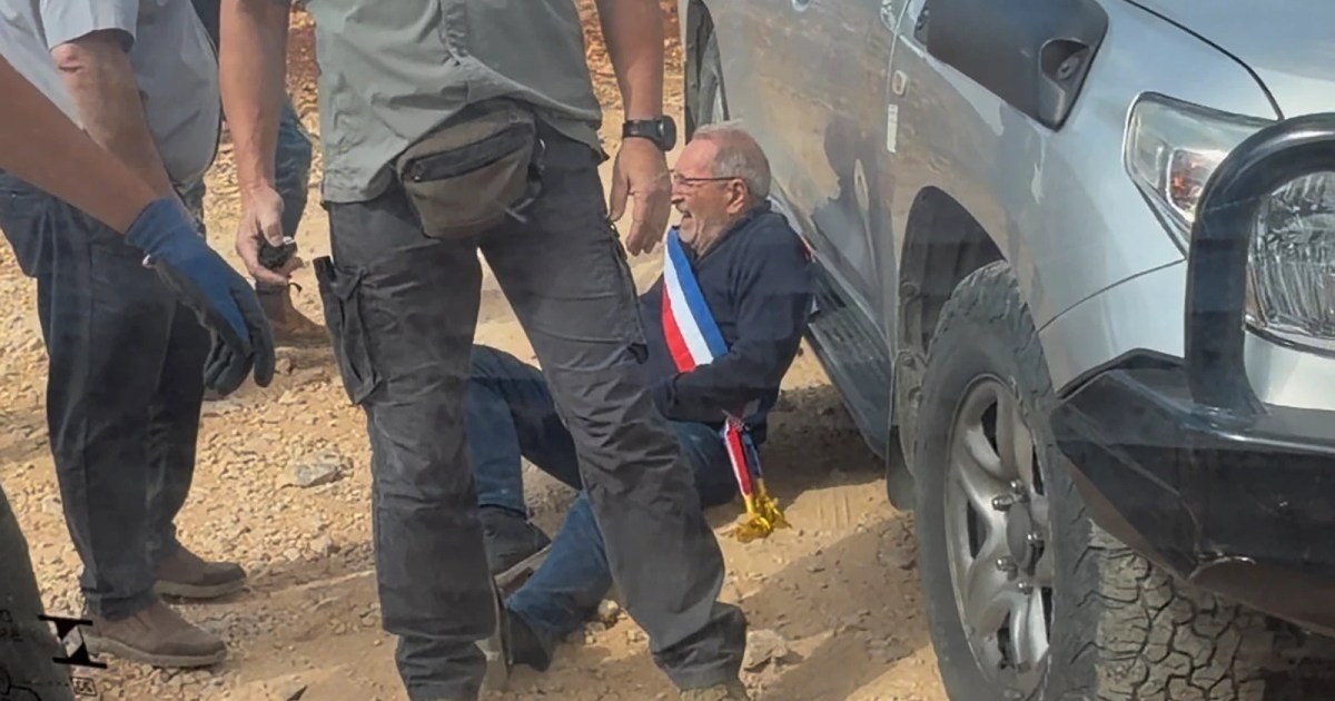 Israeli police arrest 10 after weekend attacks by settlers on journalist and diplomats Israeli police arrest 10 after weekend attacks by settlers on journalist and diplomats
