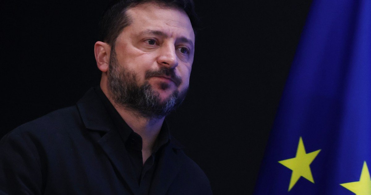 Russia hits more than 15 energy sites to force blackouts in Ukraine, Zelenskyy says Russia hits more than 15 energy sites to force blackouts in Ukraine, Zelenskyy says