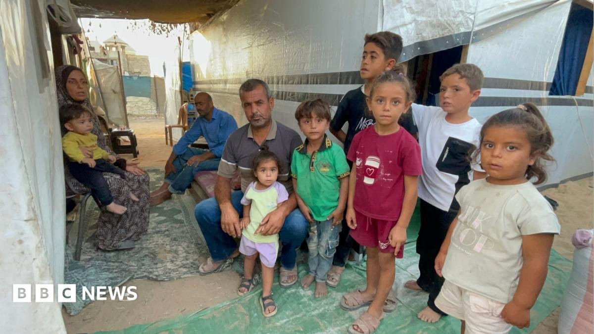 Funding shortages force World Food Programme to cut aid to Gaza Funding shortages force World Food Programme to cut aid to Gaza